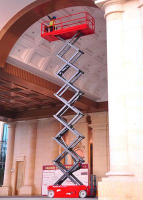 10μ 12μ 14μ Αυτοκινούμενη Ηλεκτρική Πλατφόρμα Ψαλιδωτού Ανυψωτικού για Εξωτερική Χρήση